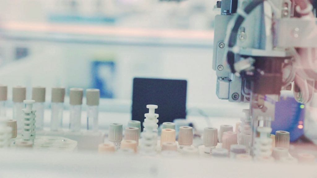 secteur pharmaceutique_lot &eacute;chantillons en laboratoire_et_variabilit&eacute; des mati&egrave;res premi&egrave;res